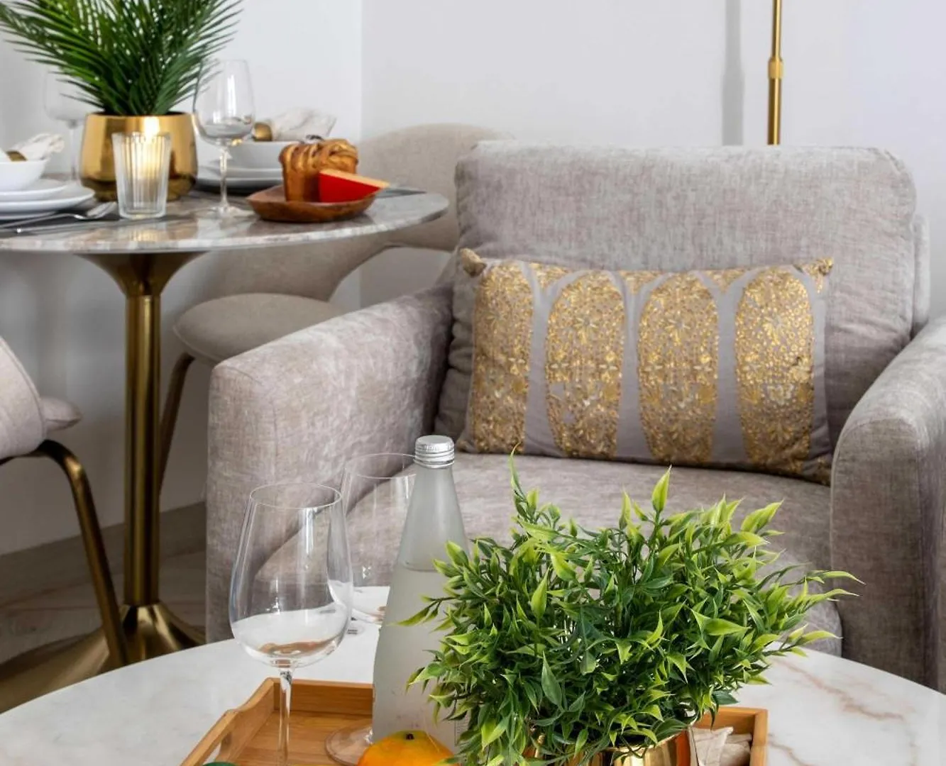 Frank Porter - Empire Residences Dubai Apartment