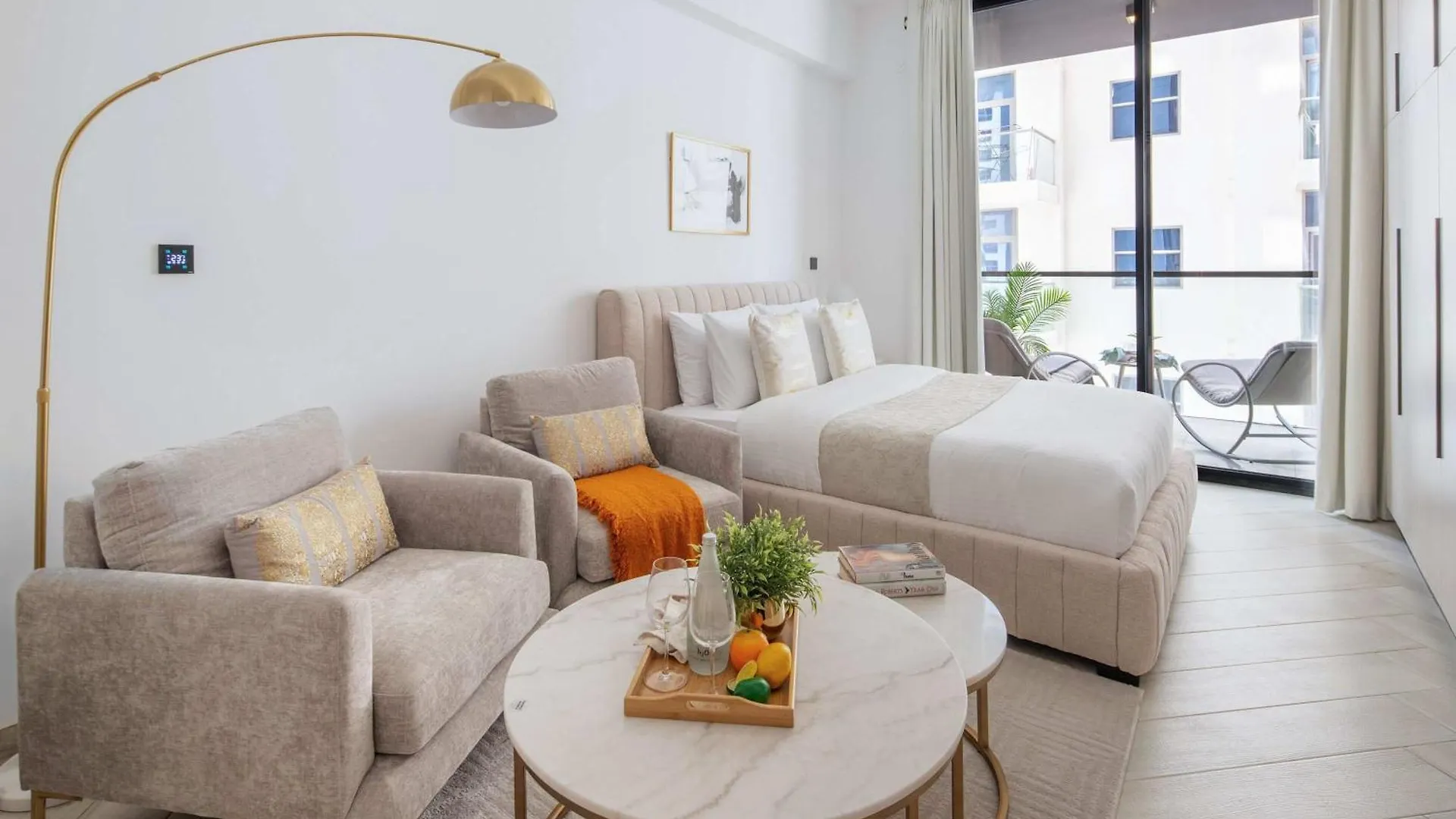 Frank Porter - Empire Residences Dubai