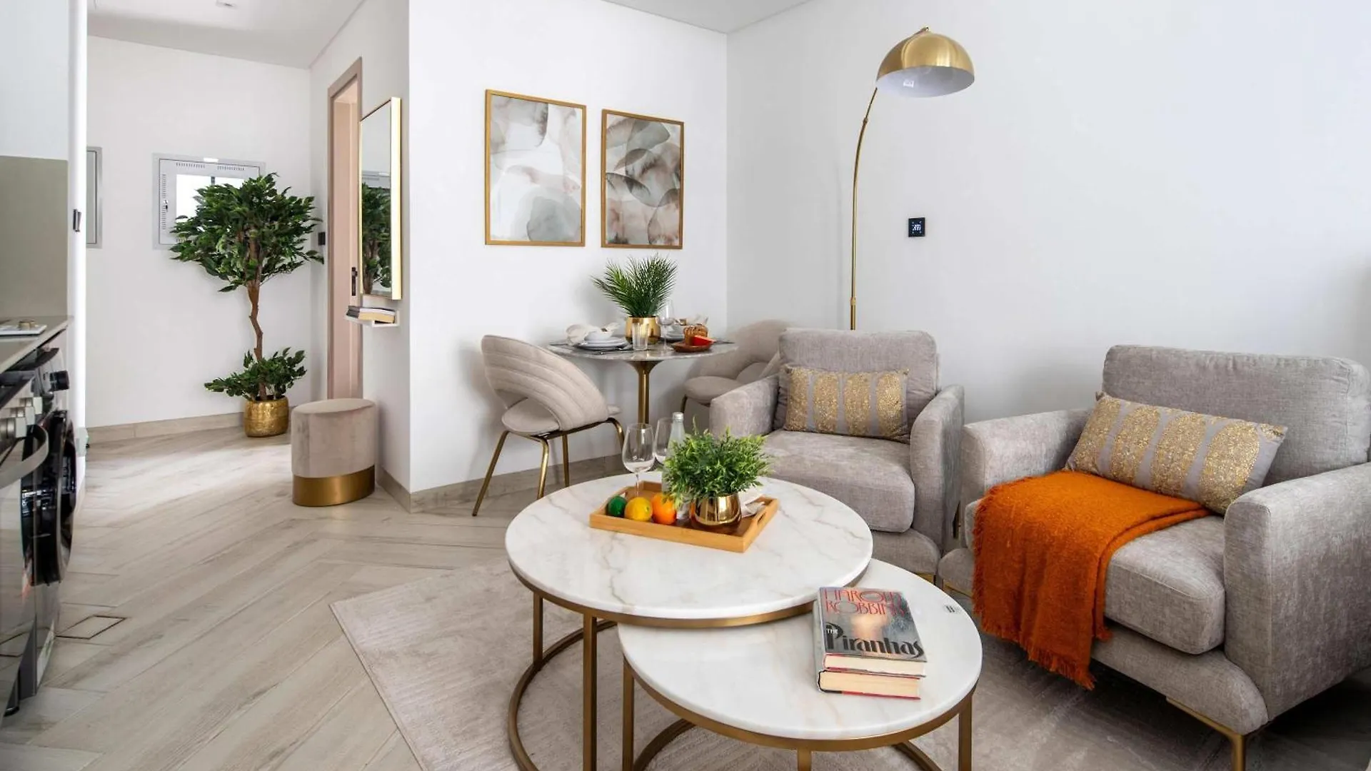 Frank Porter - Empire Residences Dubai